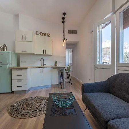 1B Patio Beach House Premium Location W/2 Balcony Tel Aviv-Jaffa Exterior foto