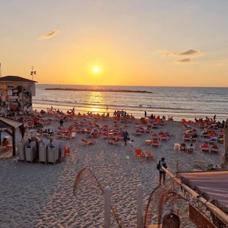 1B Patio Beach House Premium Location W/2 Balcony Tel Aviv-Jaffa Exterior foto