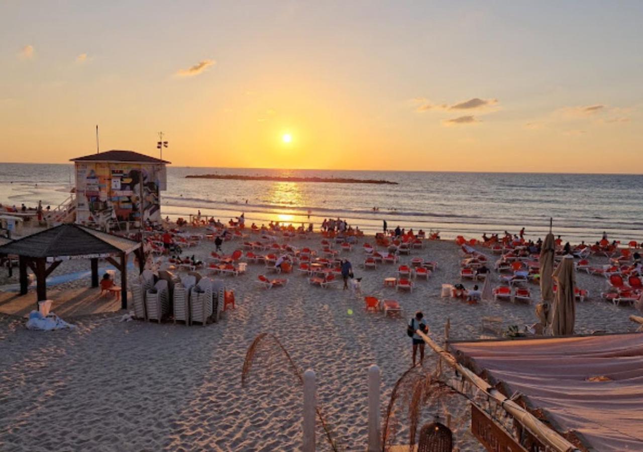 1B Patio Beach House Premium Location W/2 Balcony Tel Aviv-Jaffa Exterior foto